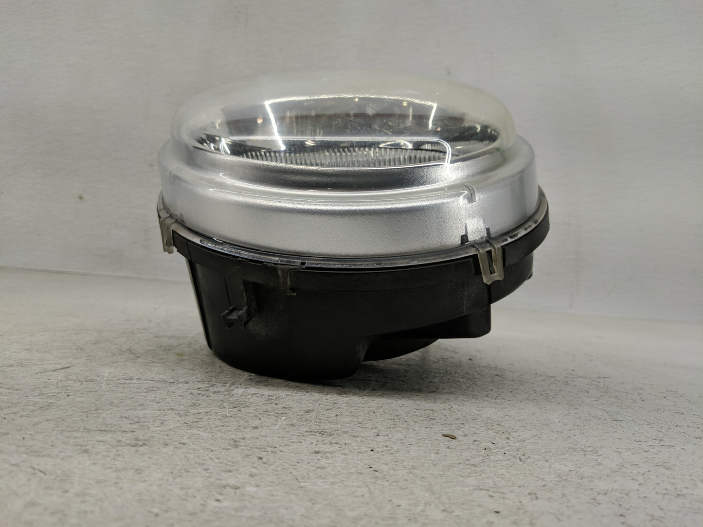 2002 Jeep Liberty Driver Left Oem Fog Light Lamp - Oemusedautoparts1.com