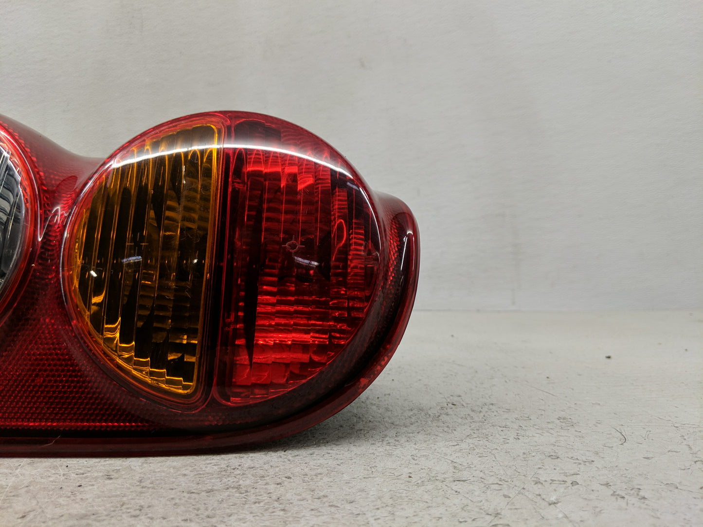 2002-2004 Jeep Liberty Tail Light Assembly Driver Left OEM Fits Fits 2002 2003 2004 OEM Used Auto Parts - Oemusedautoparts1.
