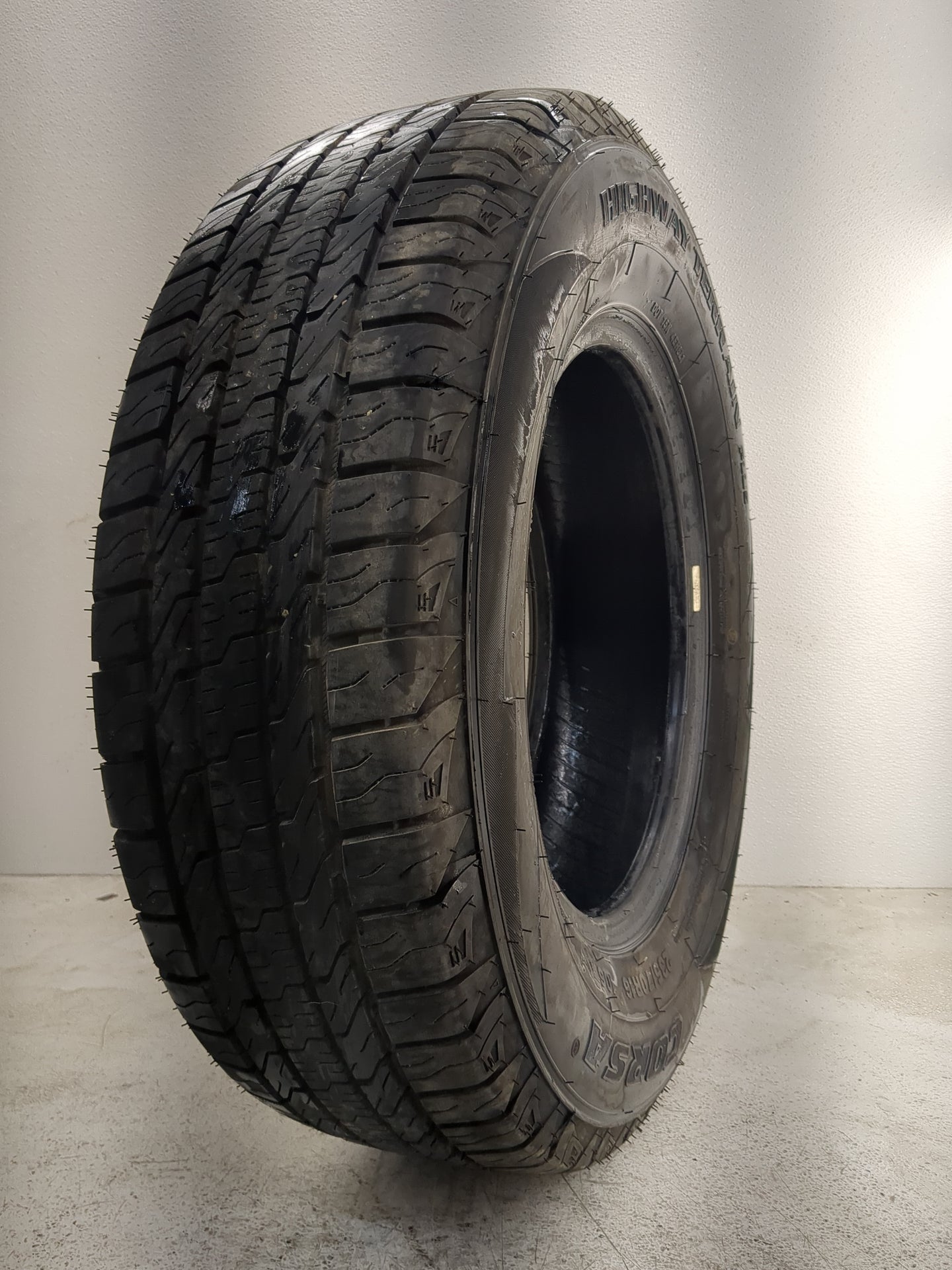 Used Tire 235/70R16 CORSA HIGHWAY TERRAIN PLUS 106T - Tread Depth 11.5/32 - Oemusedautoparts1.com