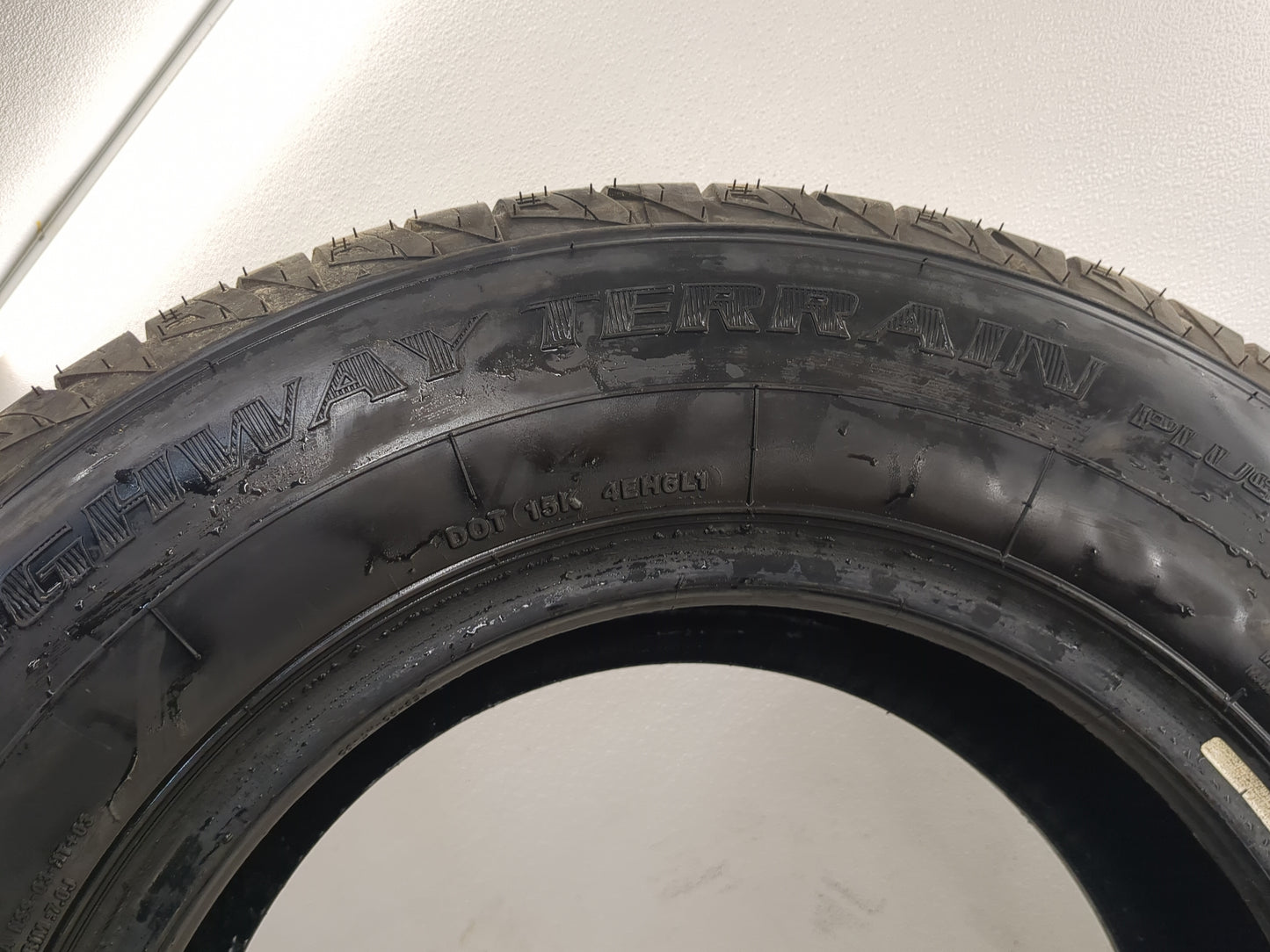 Used Tire 235/70R16 CORSA HIGHWAY TERRAIN PLUS 106T - Tread Depth 11.5/32 - Oemusedautoparts1.com
