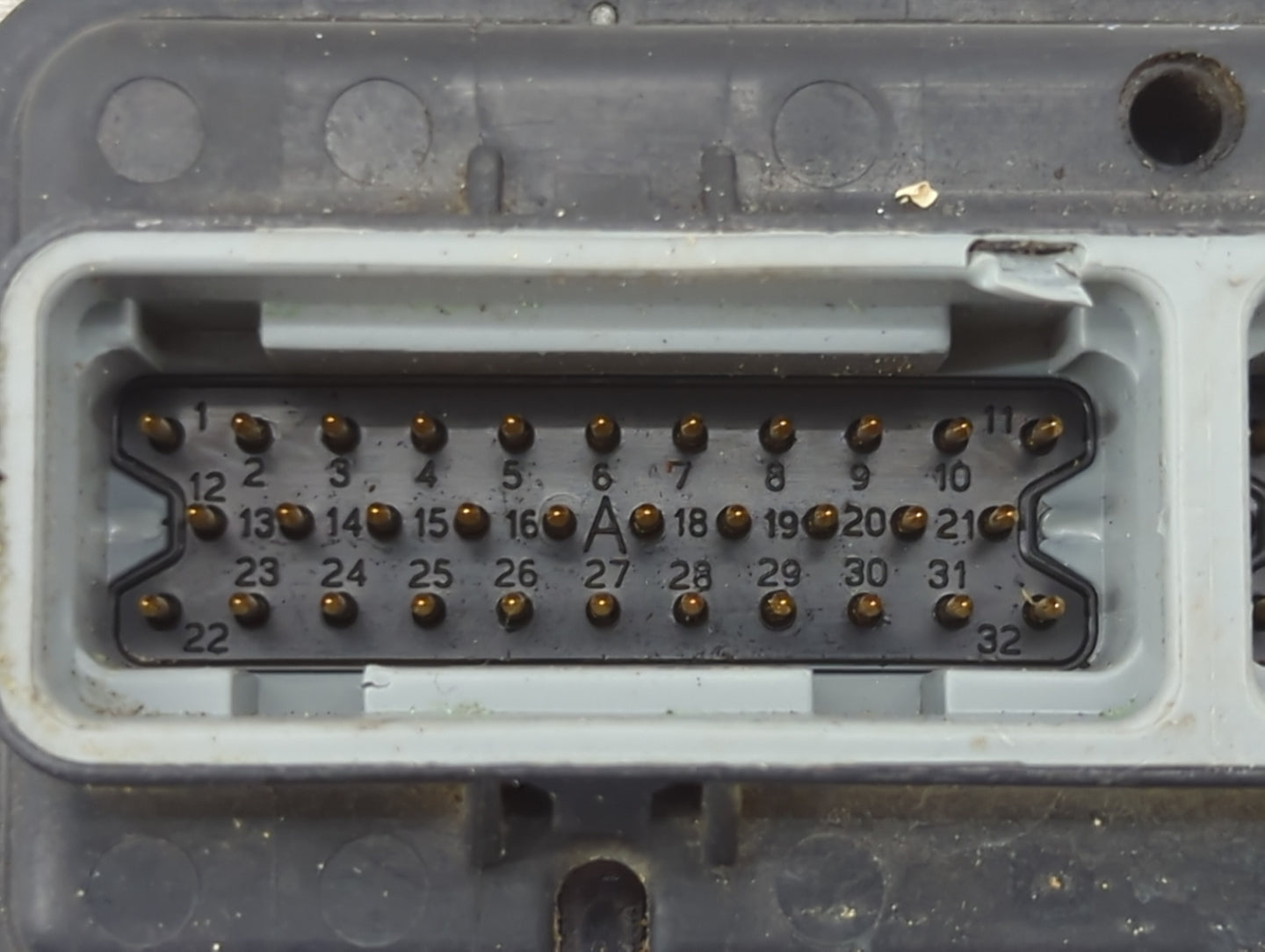 2002 Jeep Liberty PCM Engine Control Computer ECU ECM PCU OEM P/N:P56041606AG Fits OEM Used Auto Parts - Oemusedautoparts1.c