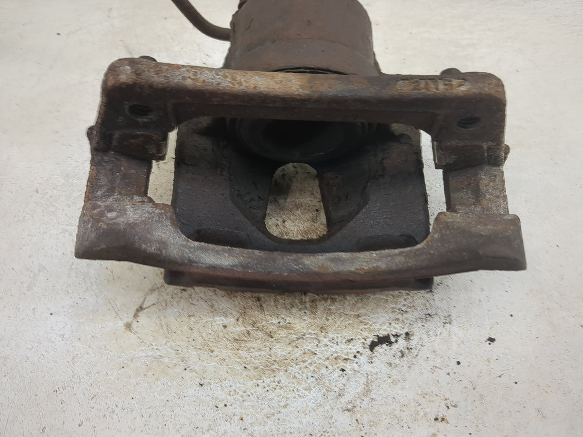 2002-2007 Jeep Liberty Front Passenger Right Brake Caliper 1511034 - Oemusedautoparts1.com
