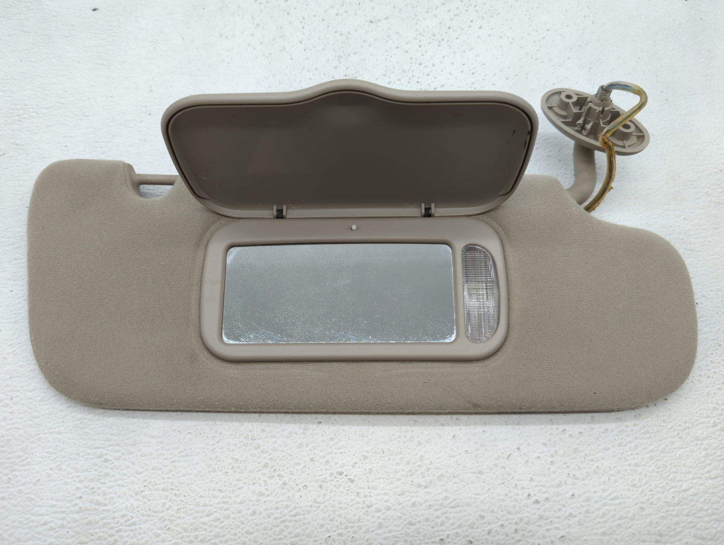 2002-2003 Jeep Liberty Sun Visor Shade Replacement Passenger Right Mirror Fits Fits 2002 2003 OEM Used Auto Parts - Oemuseda