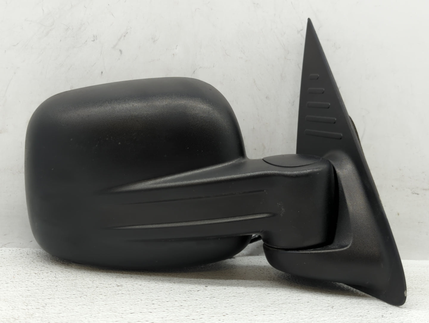 2002-2007 Jeep Liberty Passenger Side View Mirror - Right Door Mirror OEM Used - Oemusedautoparts1.com