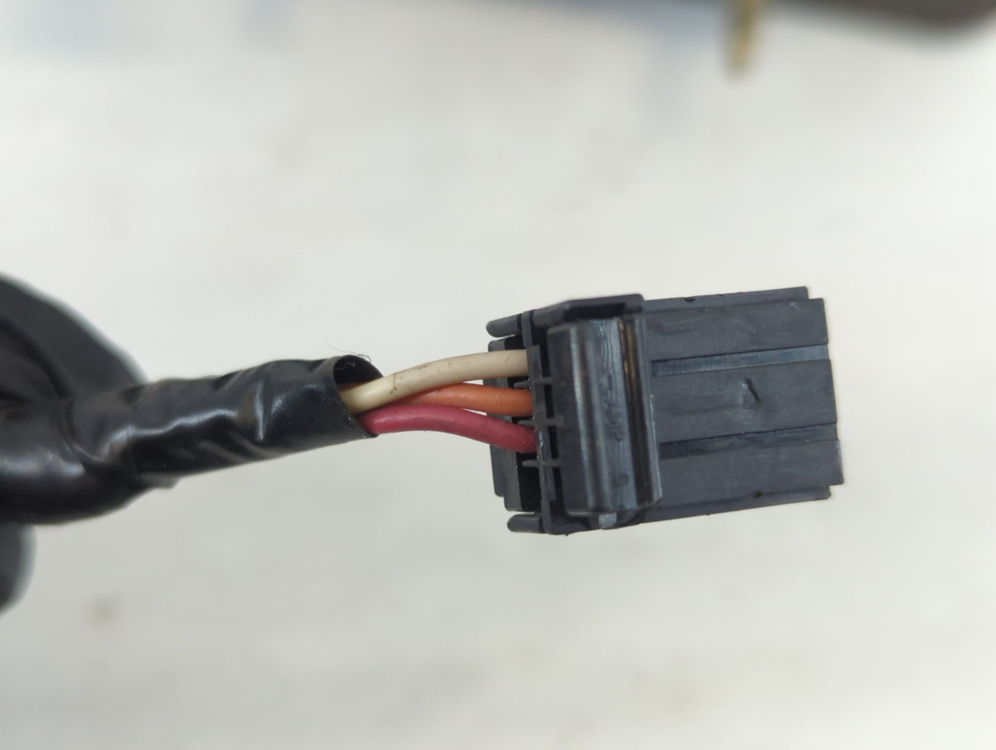 2002-2007 Jeep Liberty Driver Side View Mirror - Left Door Mirror OEM Used - Oemusedautoparts1.com