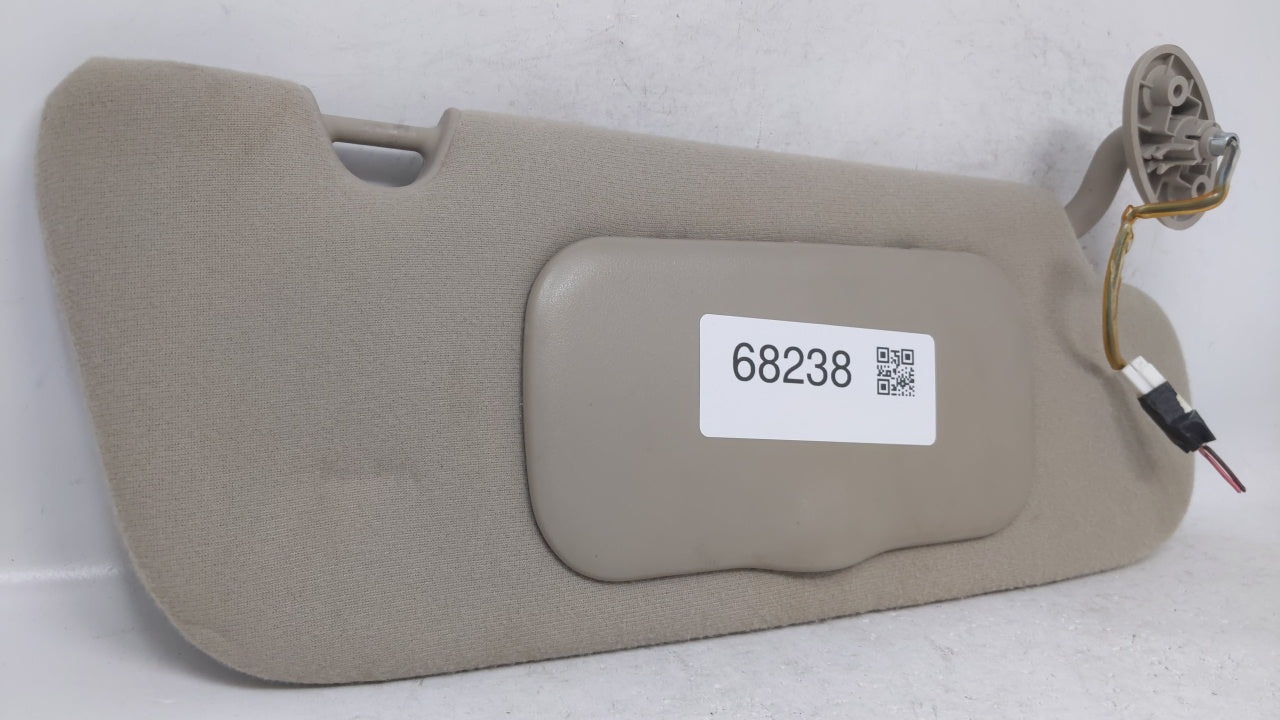 2002 Jeep Liberty Sun Visor Shade Replacement Passenger Right Mirror Fits OEM Used Auto Parts - Oemusedautoparts1.com