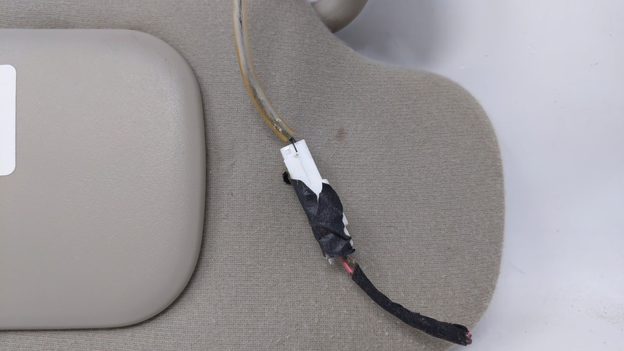 2002 Jeep Liberty Sun Visor Shade Replacement Passenger Right Mirror Fits OEM Used Auto Parts - Oemusedautoparts1.com