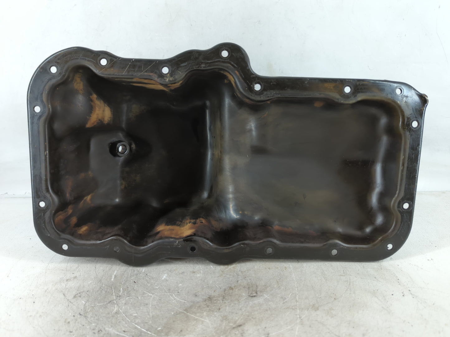 2002-2003 Jeep Liberty Engine Oil Pan P/N:31979 53021000AC Fits Fits 2002 2003 OEM Used Auto Parts - Oemusedautoparts1.com