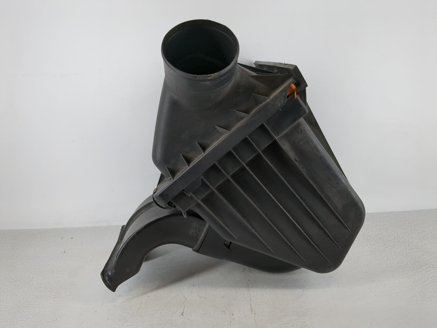 2002-2003 Jeep Liberty Air Cleaner Intake-duct Hose Tube - Oemusedautoparts1.com