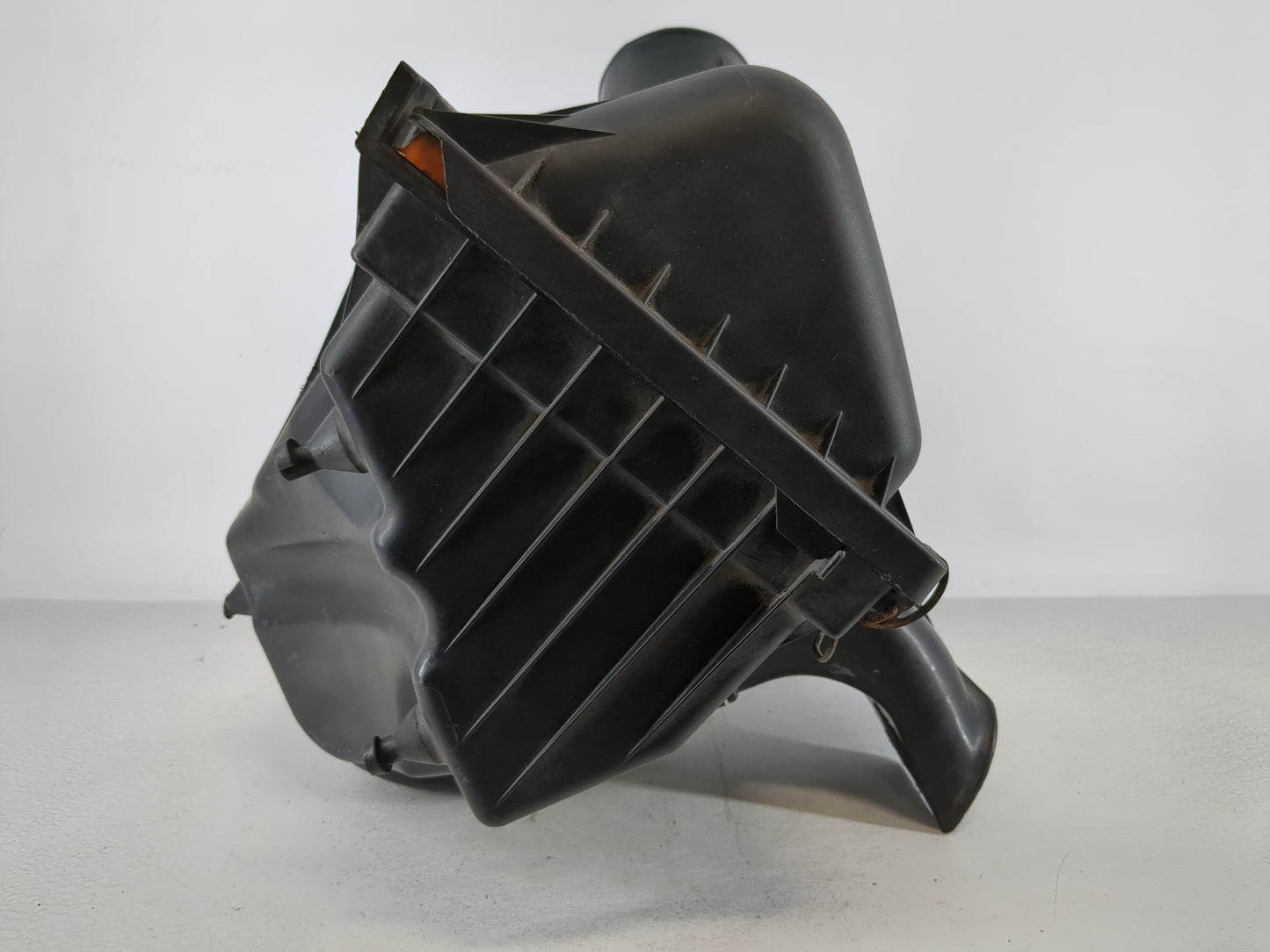2002-2003 Jeep Liberty Air Cleaner Intake-duct Hose Tube - Oemusedautoparts1.com