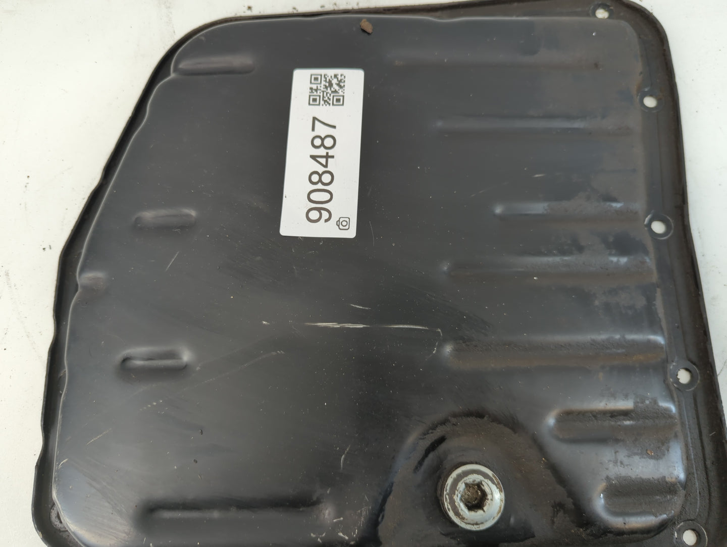 2002-2003 Jeep Liberty Engine Oil Pan Fits Fits 2002 2003 OEM Used Auto Parts - Oemusedautoparts1.com
