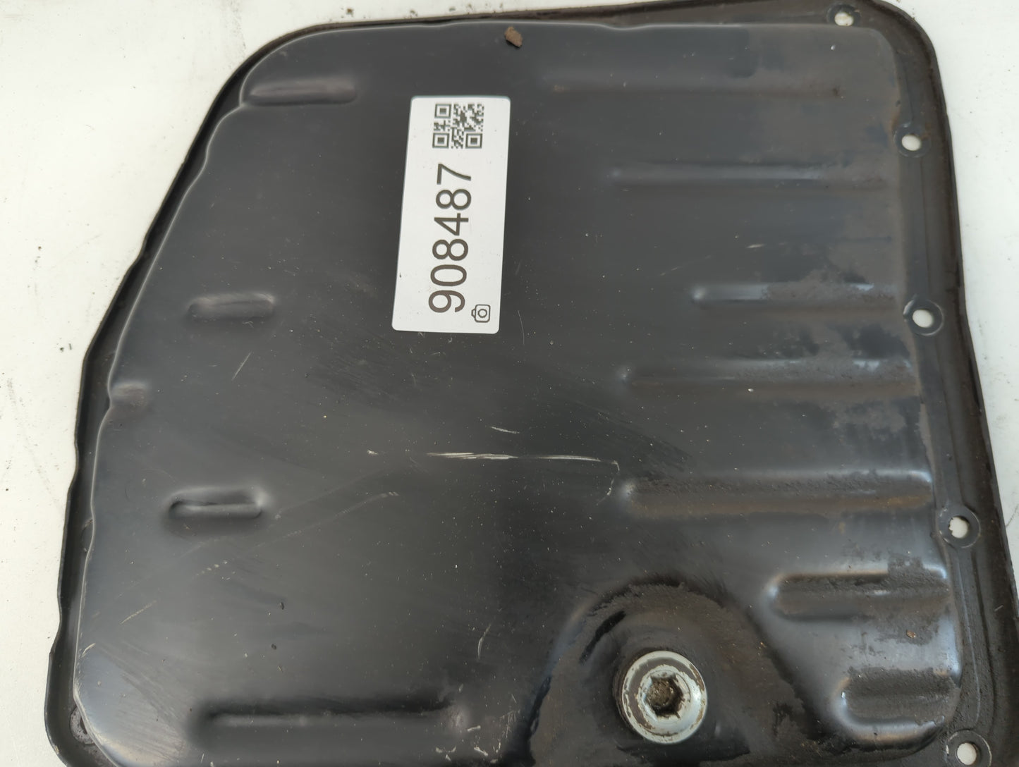 2002-2003 Jeep Liberty Engine Oil Pan Fits Fits 2002 2003 OEM Used Auto Parts - Oemusedautoparts1.com