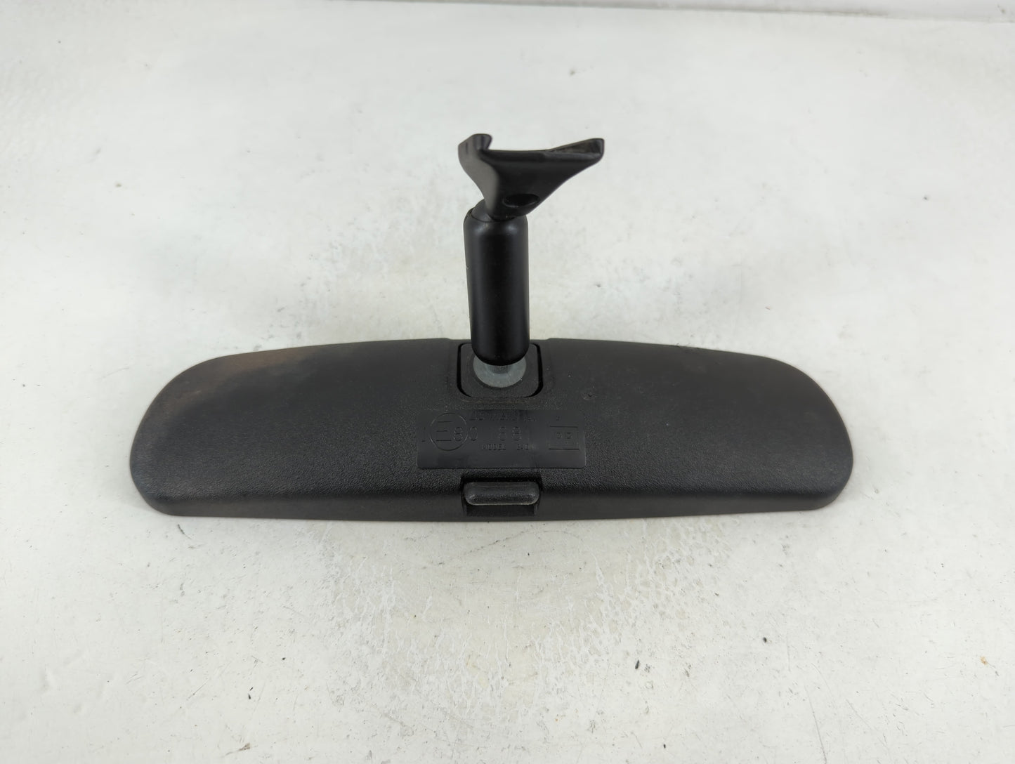 2002 Jeep Liberty Interior Rear View Mirror Replacement OEM P/N:E8011681 Fits OEM Used Auto Parts - Oemusedautoparts1.com