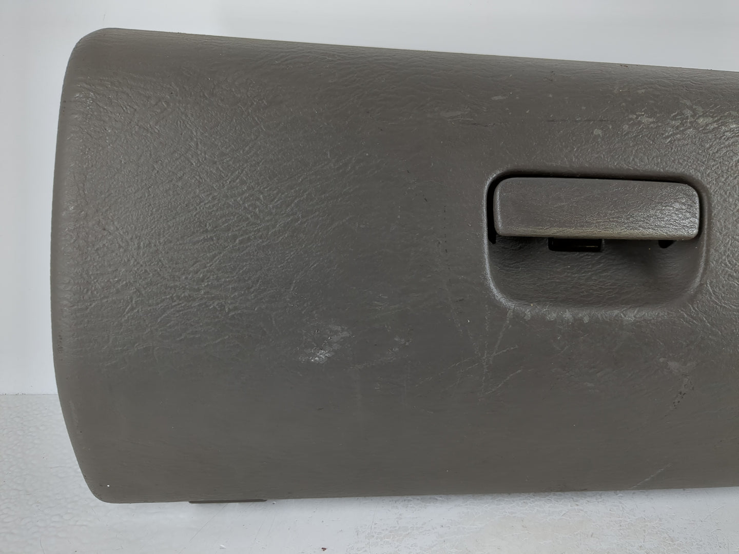 2002 Jeep Liberty Passenger Glove Box Door Storage Compartment 956784 - Oemusedautoparts1.com