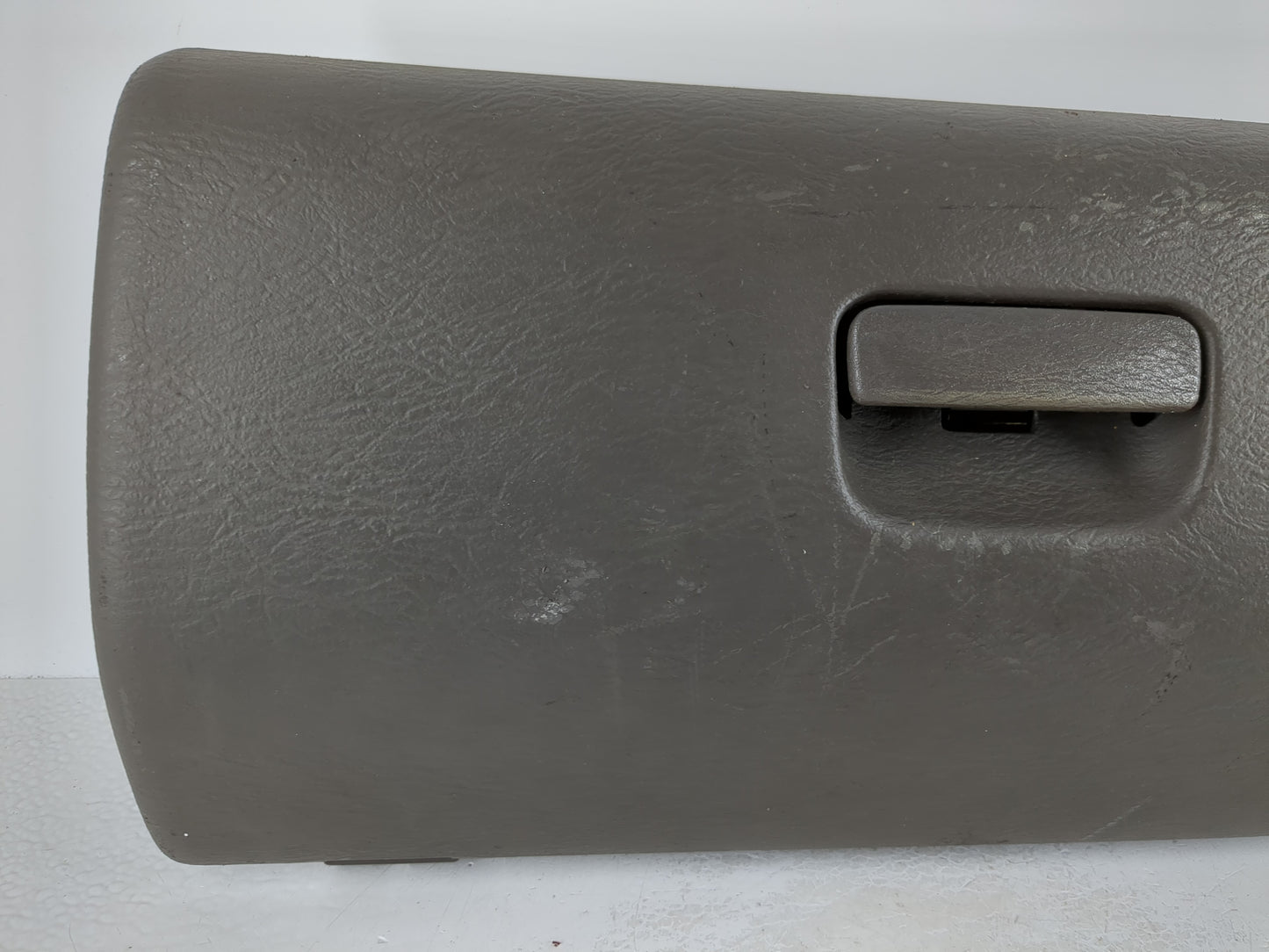 2002 Jeep Liberty Passenger Glove Box Door Storage Compartment 956784 - Oemusedautoparts1.com