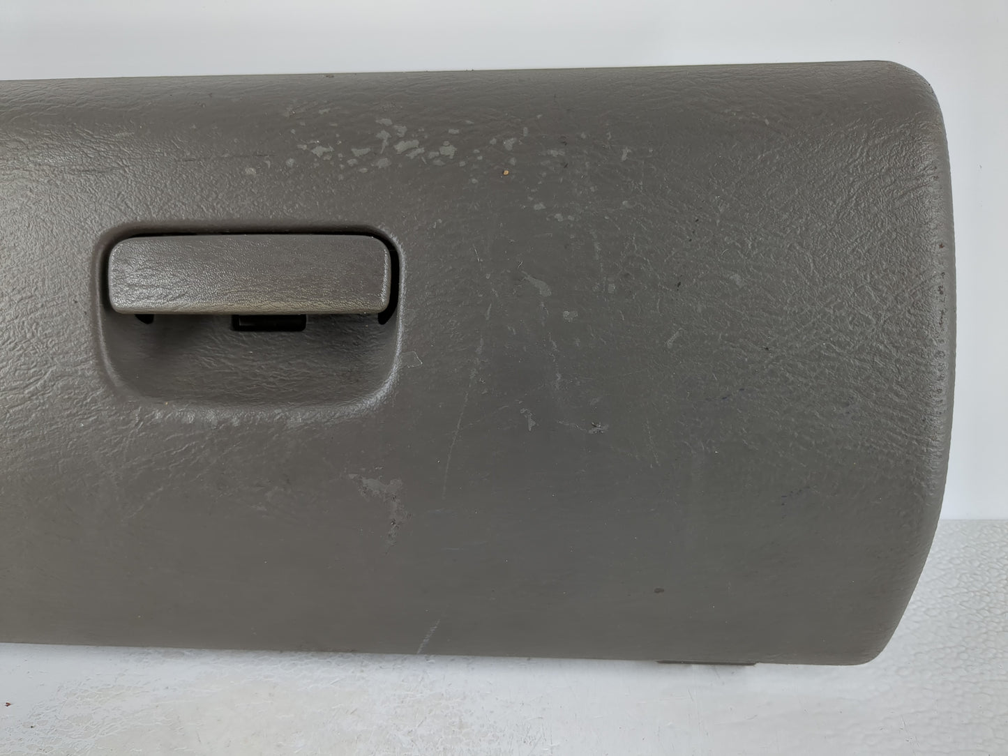 2002 Jeep Liberty Passenger Glove Box Door Storage Compartment - Oemusedautoparts1.com