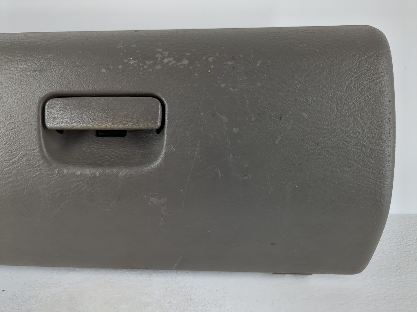 2002 Jeep Liberty Passenger Glove Box Door Storage Compartment 956784 - Oemusedautoparts1.com