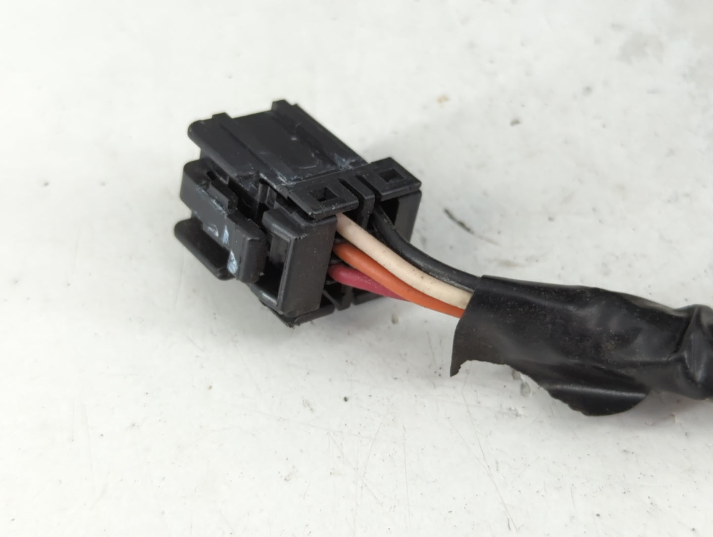 2002-2007 Jeep Liberty Driver Left Side View Manual Door Mirror Black - Oemusedautoparts1.com