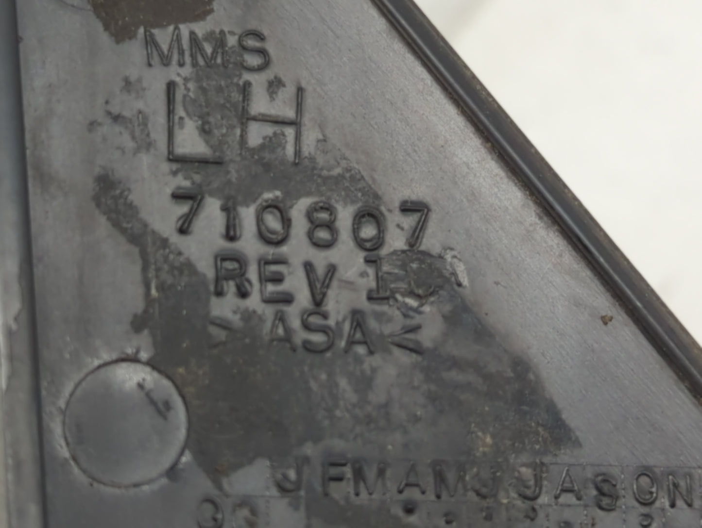 2002-2007 Jeep Liberty Driver Left Side View Manual Door Mirror Black - Oemusedautoparts1.com