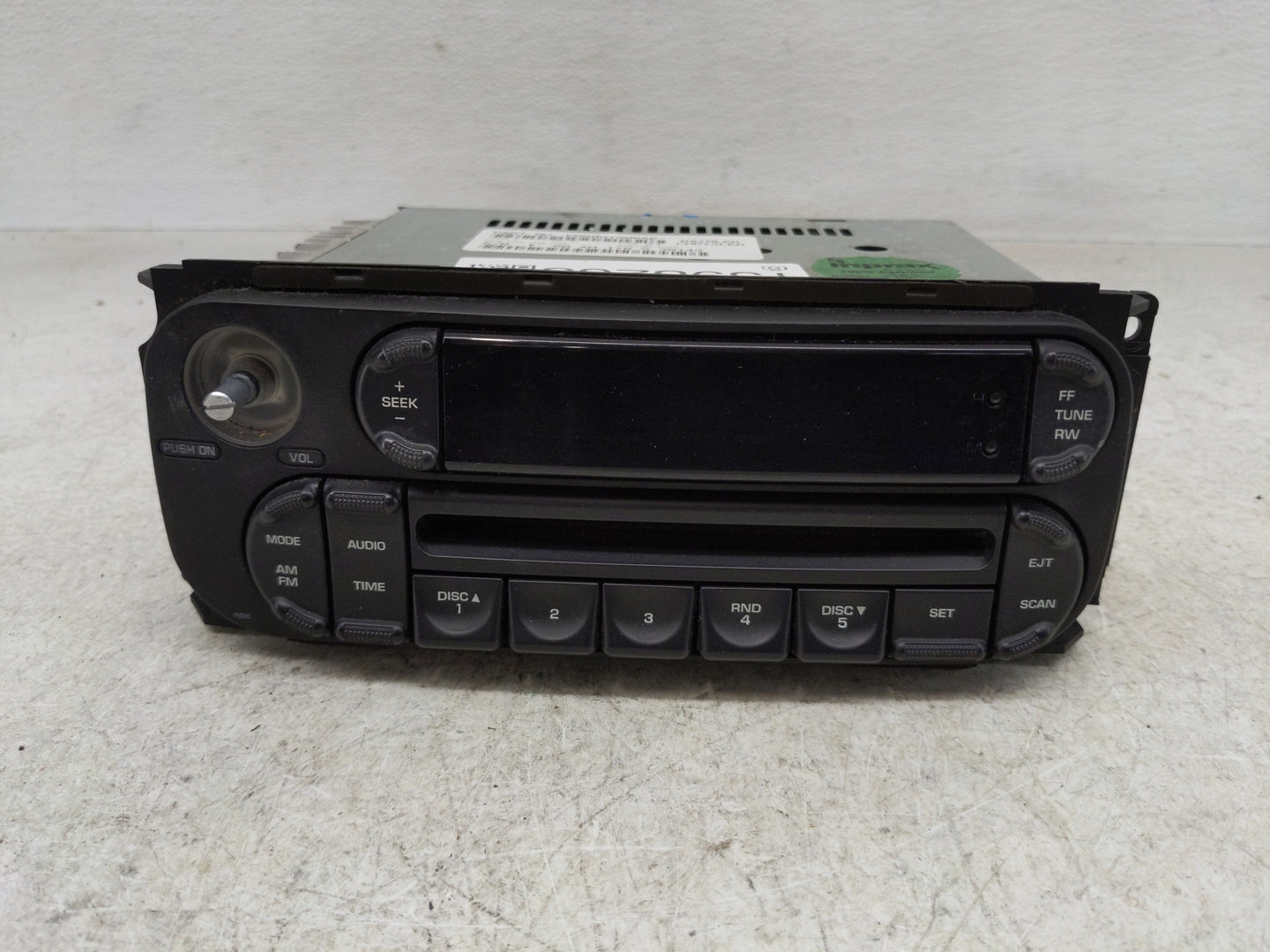 1997-2002 Jeep Wrangler Radio AM FM Cd Player Receiver Replacement P/N:05091506AE Fits OEM Used Auto Parts - Oemusedautopart