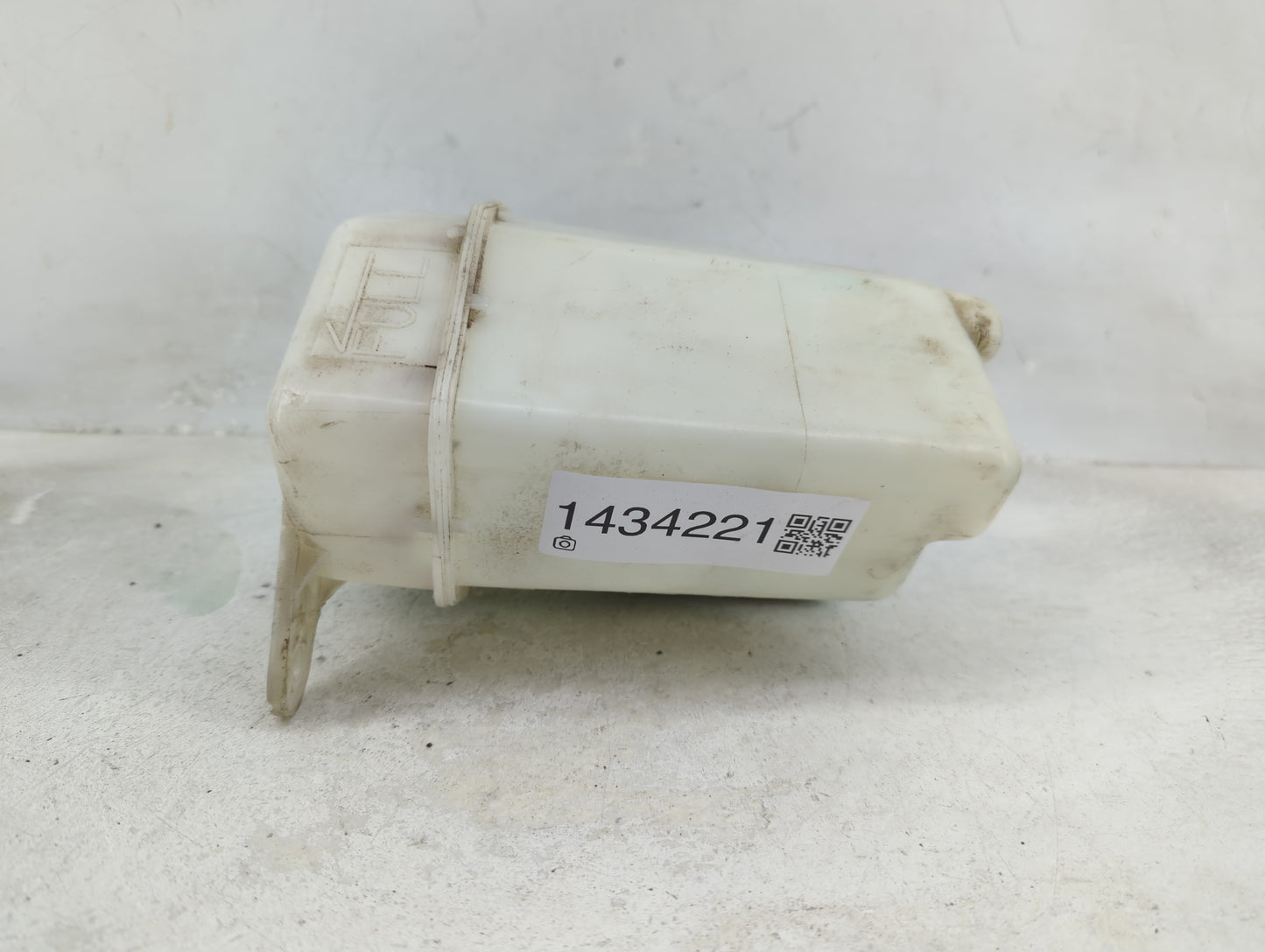 2002 Kia Rio Windshield Washer Fluid Reservoir Bottle Oem - Oemusedautoparts1.com