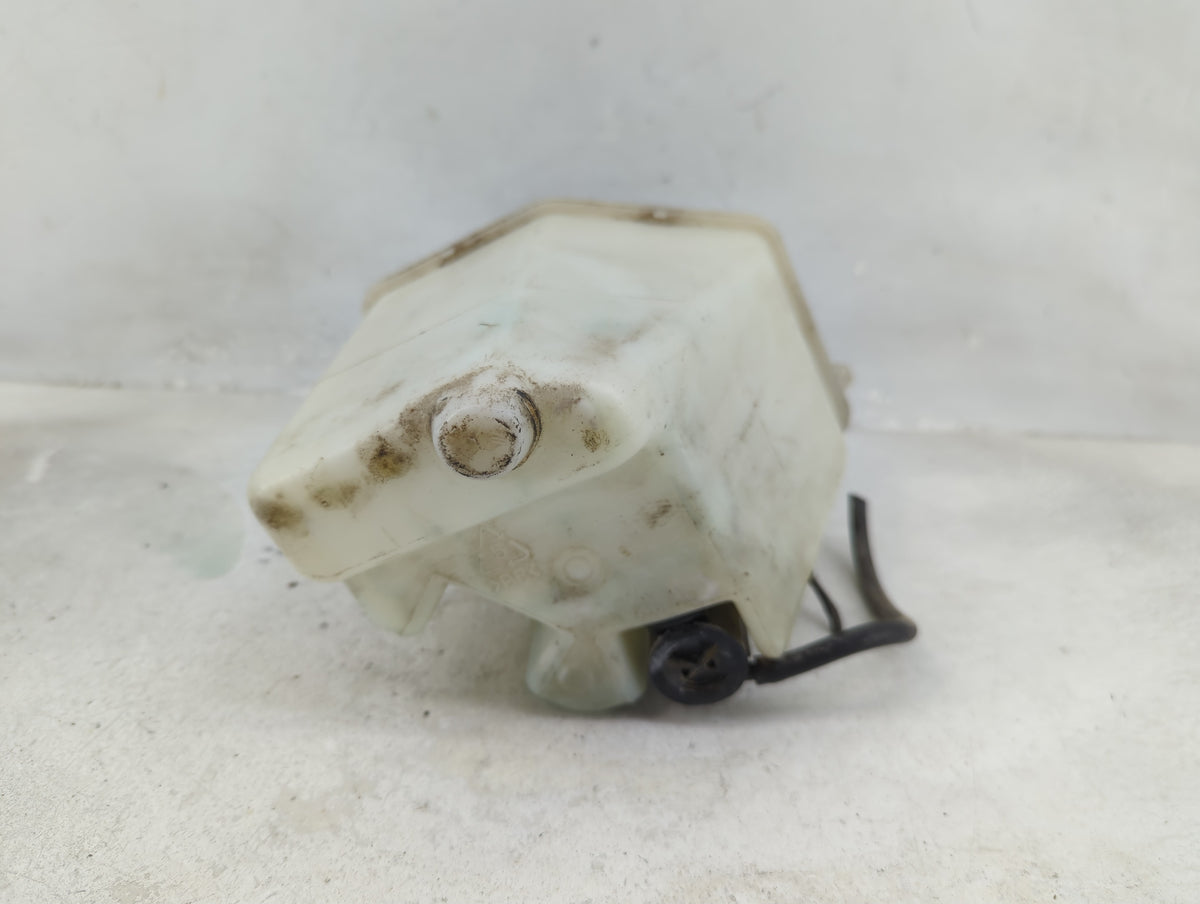 2002 Kia Rio Windshield Washer Fluid Reservoir Bottle Oem - Oemusedautoparts1.com