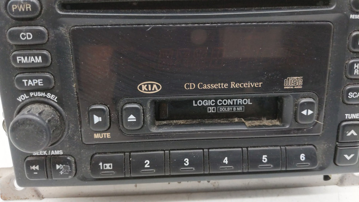 2002-2002 Kia Sedona Am Fm Cd Player Radio Receiver - Oemusedautoparts1.com