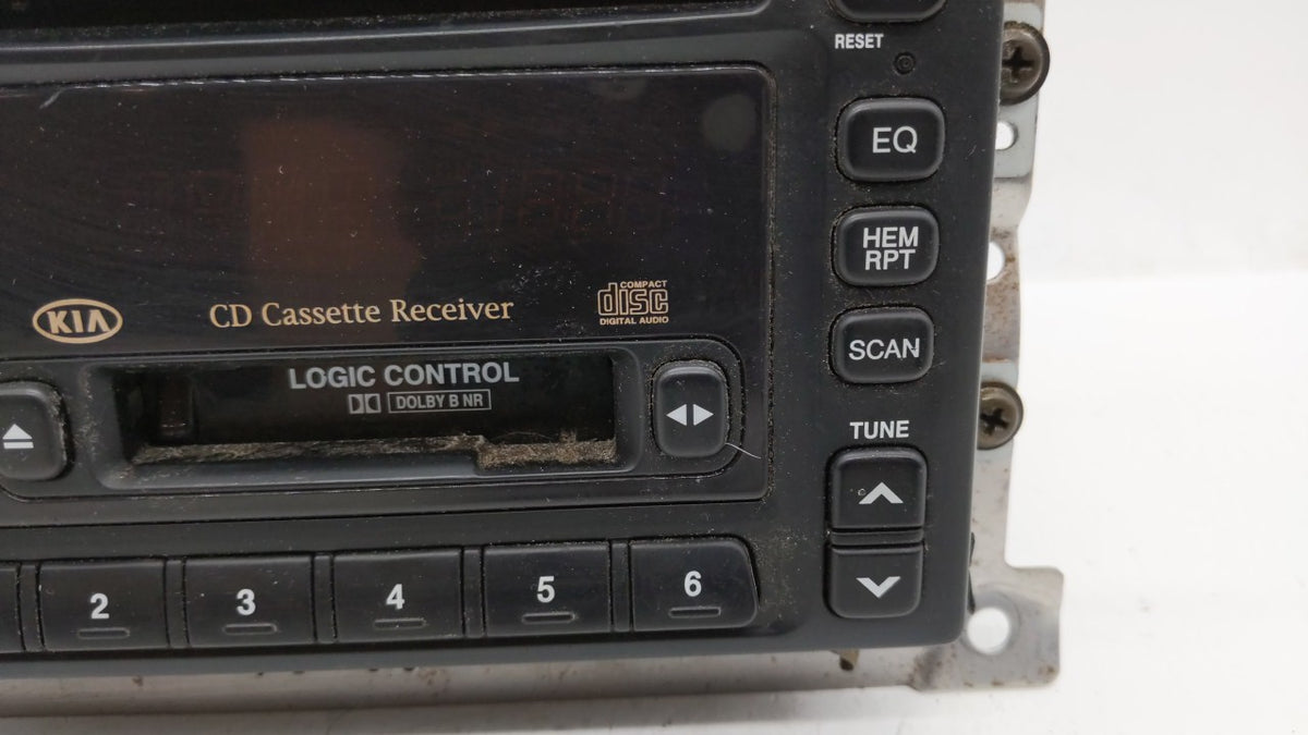 2002-2002 Kia Sedona Am Fm Cd Player Radio Receiver - Oemusedautoparts1.com