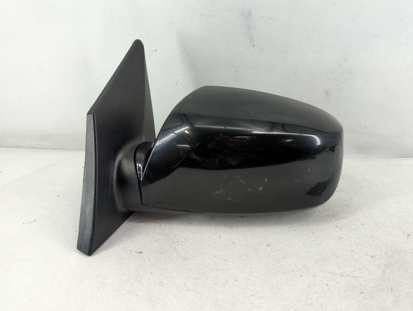 2002 Kia Sorento Driver Side View Mirror - Left Door Mirror OEM Used - Oemusedautoparts1.com