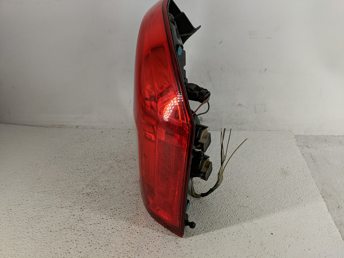 2002-2004 Kia Spectra Tail Light Assembly Driver Left OEM Fits Fits 2002 2003 2004 OEM Used Auto Parts - Oemusedautoparts1.c