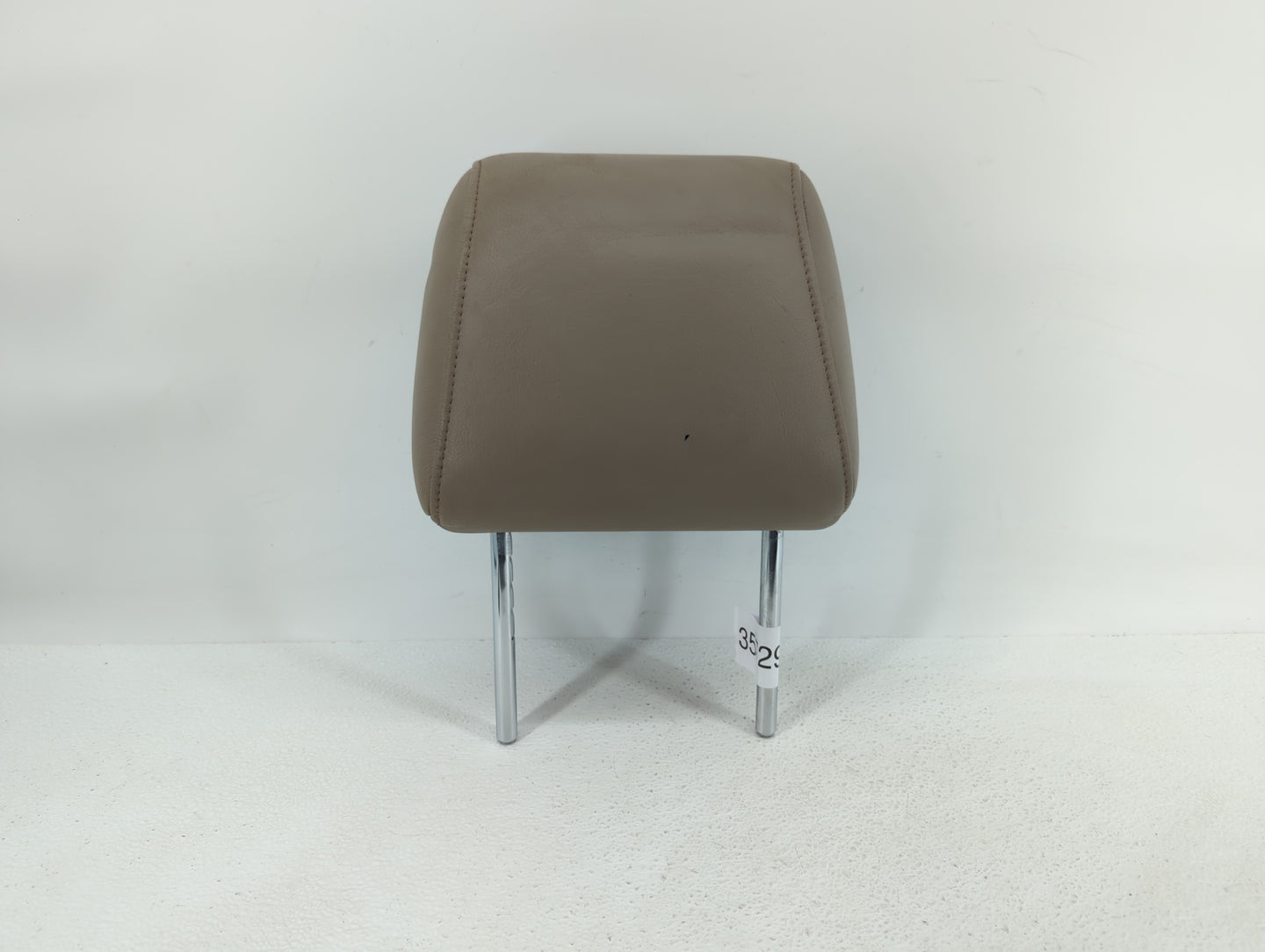 2000-2004 Kia Spectra Headrest Head Rest Rear Center Seat Fits Fits 2000 2001 2002 2003 2004 OEM Used Auto Parts - Oemusedau