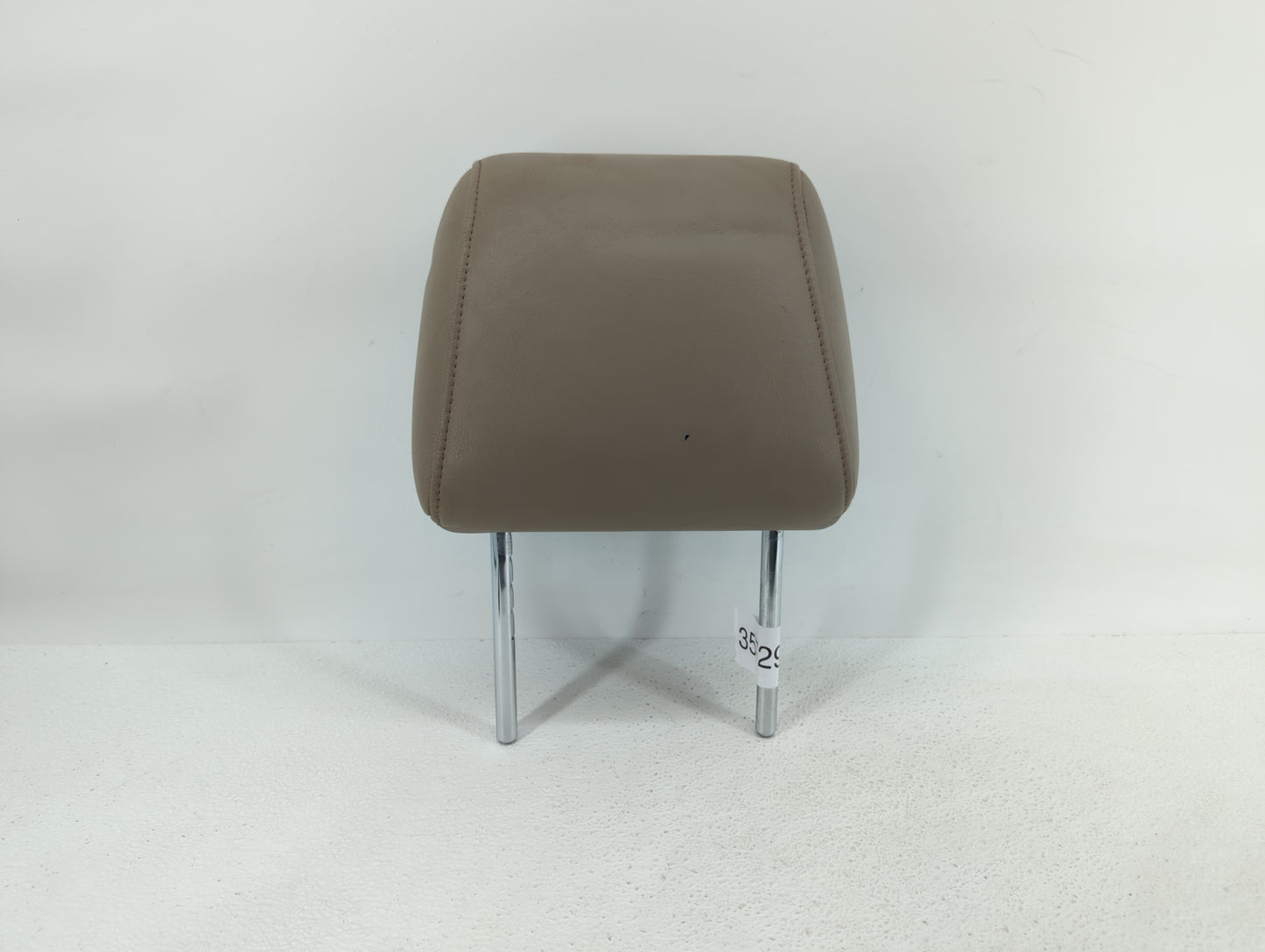 2000-2004 Kia Spectra Headrest Head Rest Rear Center Seat Fits Fits 2000 2001 2002 2003 2004 OEM Used Auto Parts - Oemusedau