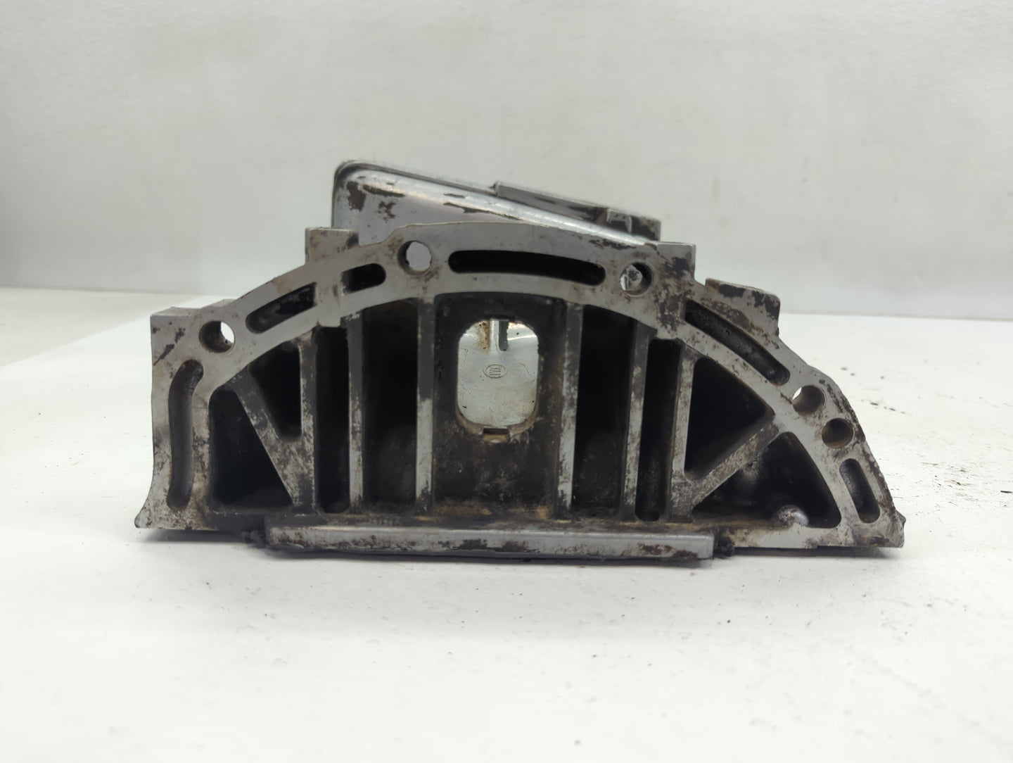 2002-2004 Kia Spectra Throttle Body - Oemusedautoparts1.com