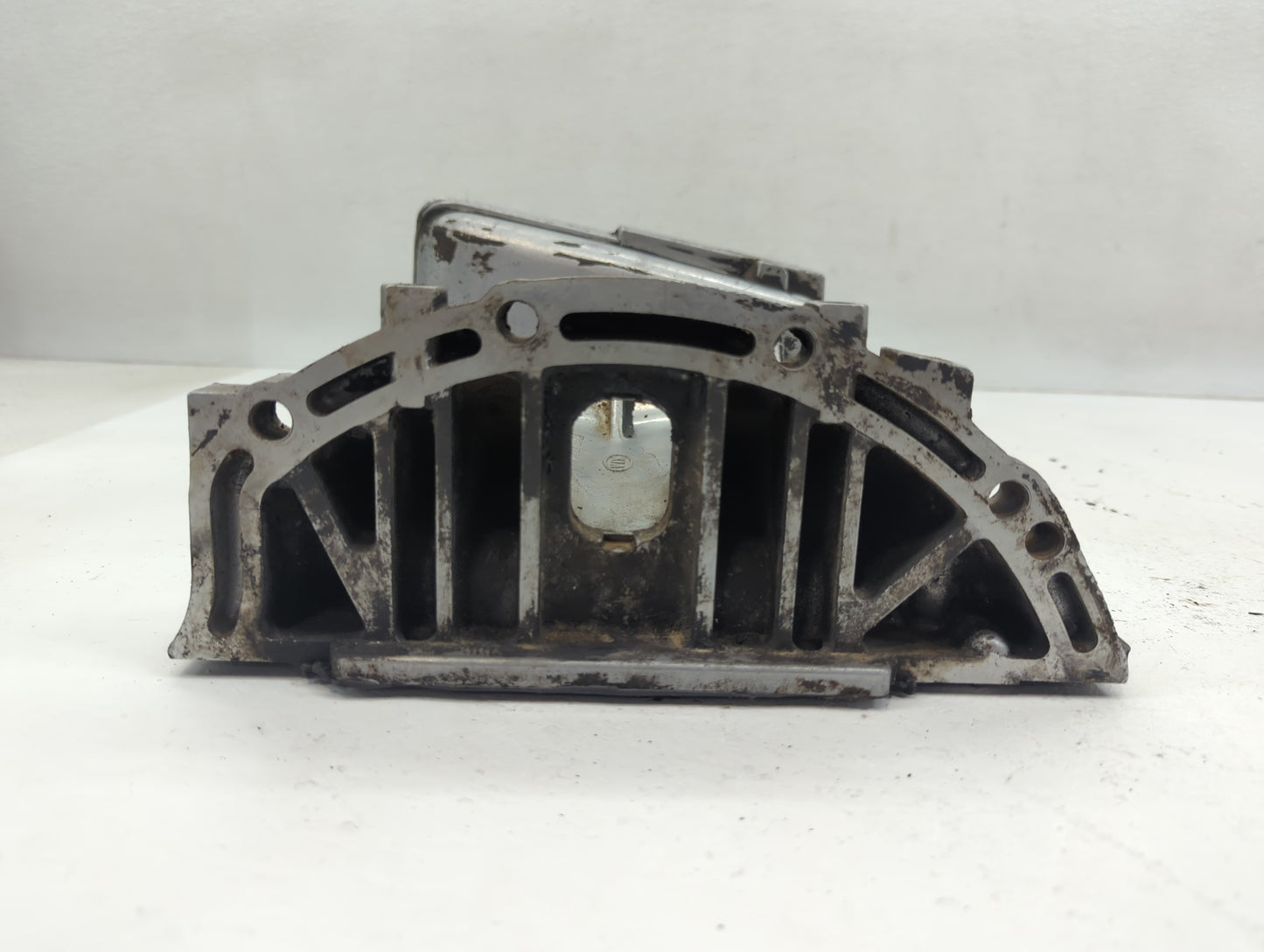 2002-2004 Kia Spectra Throttle Body - Oemusedautoparts1.com