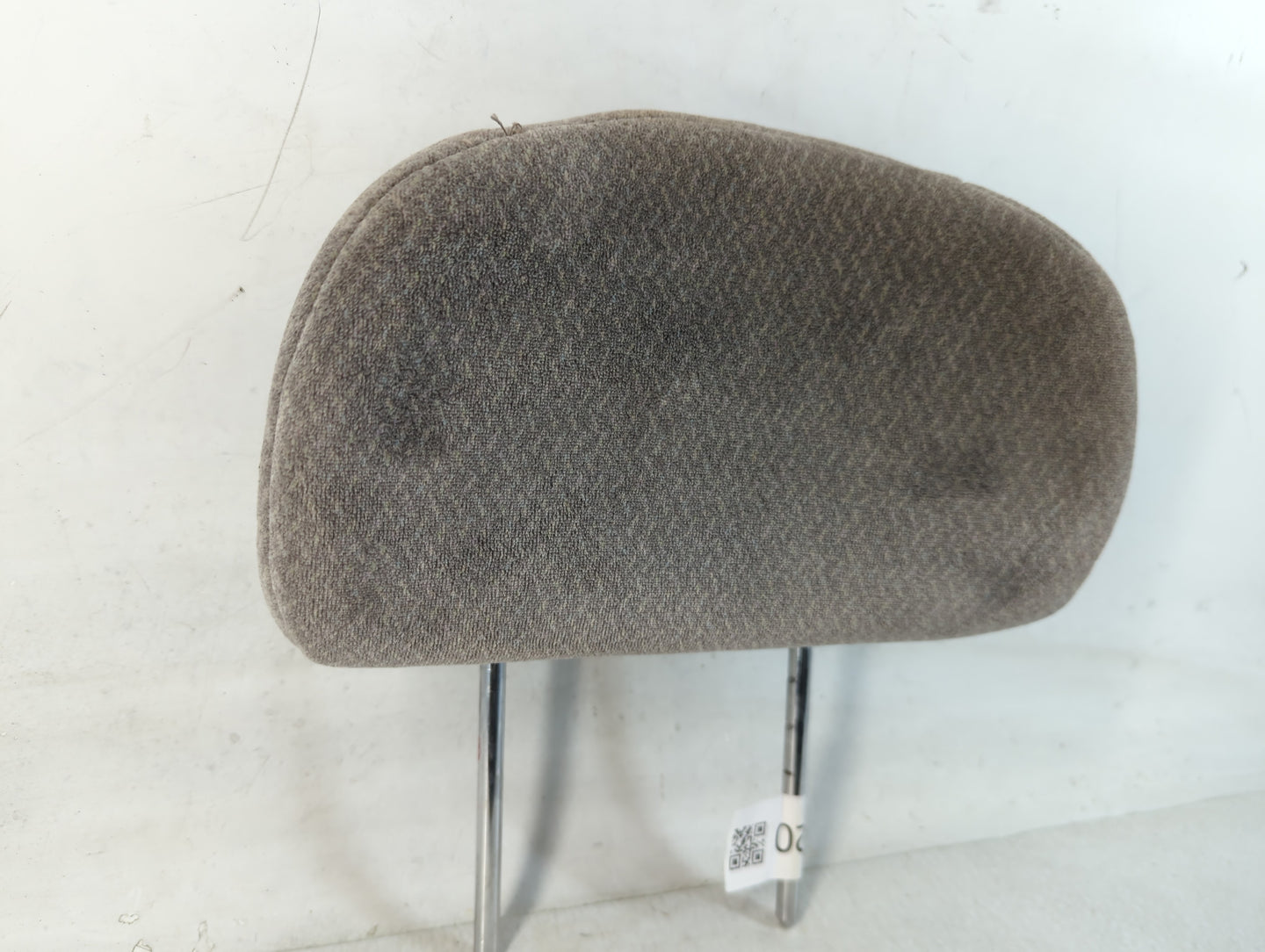 2000-2004 Kia Spectra Headrest Head Rest Front Driver Passenger Seat Fits Fits 2000 2001 2002 2003 2004 OEM Used Auto Parts 