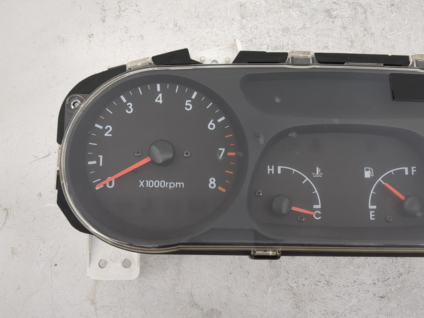2001-2002 Kia Sportage Instrument Cluster Speedometer Gauges P/N:2003-29800K Fits Fits 2001 2002 OEM Used Auto Parts - Oemus