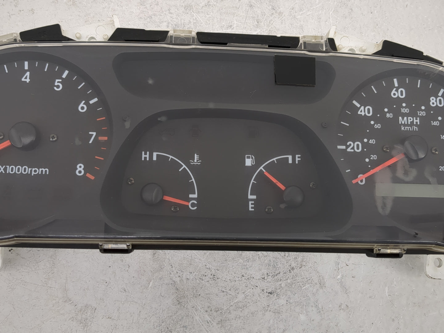 2001-2002 Kia Sportage Instrument Cluster Speedometer Gauges P/N:2003-29800K Fits Fits 2001 2002 OEM Used Auto Parts - Oemus