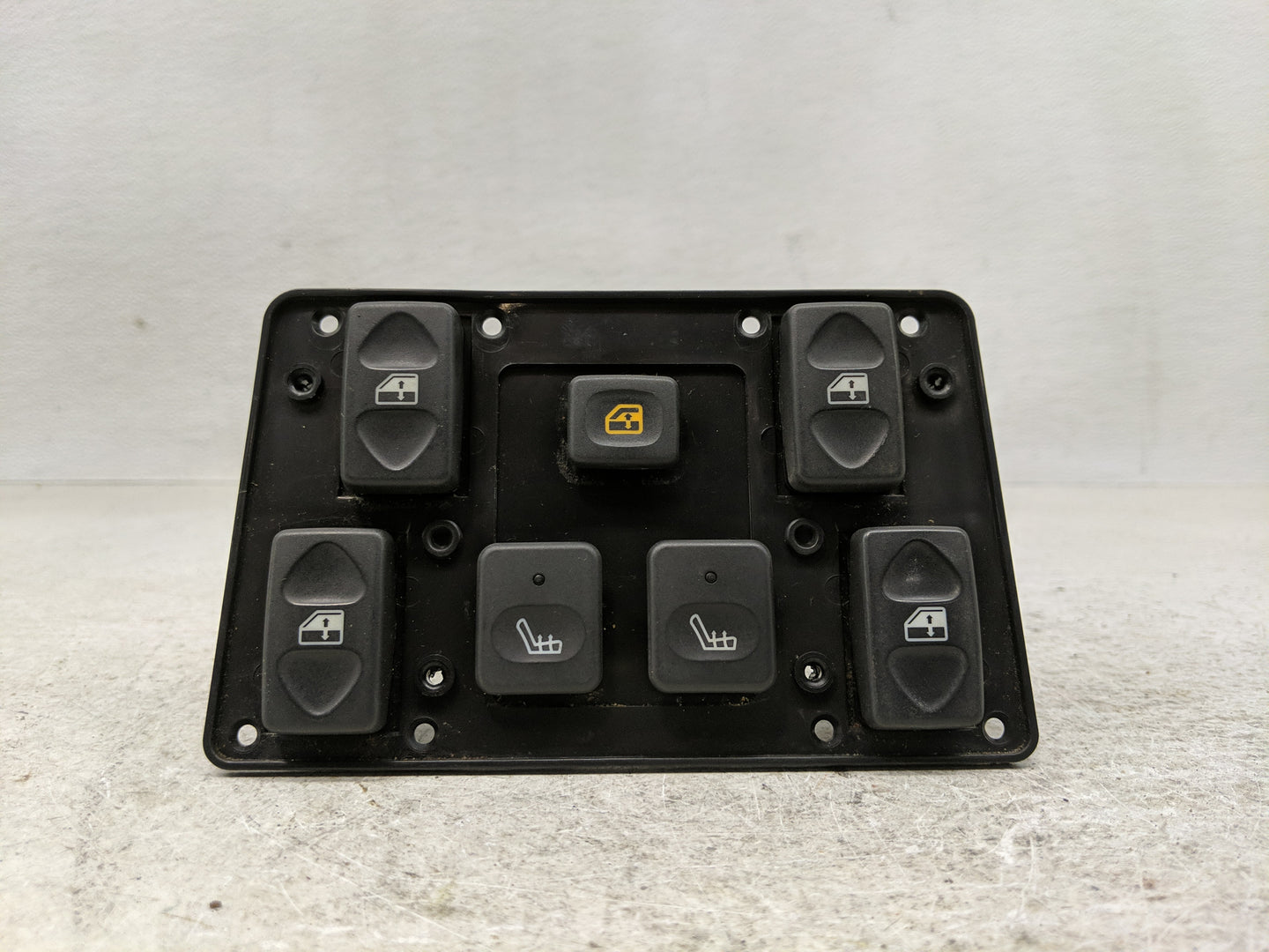 2002 Land Rover Discovery Master Power Window Switch Replacement Driver Side Left P/N:BTR3655LNF YUF000200PUY, AMR2497 Fits 
