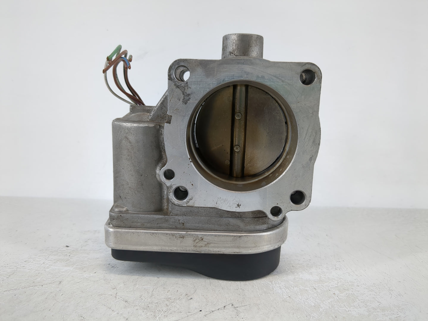 2002-2005 Land Rover Freelander Throttle Body P/N:5 775 292 5 718 201 Fits Fits 2002 2003 2004 2005 OEM Used Auto Parts - Oe