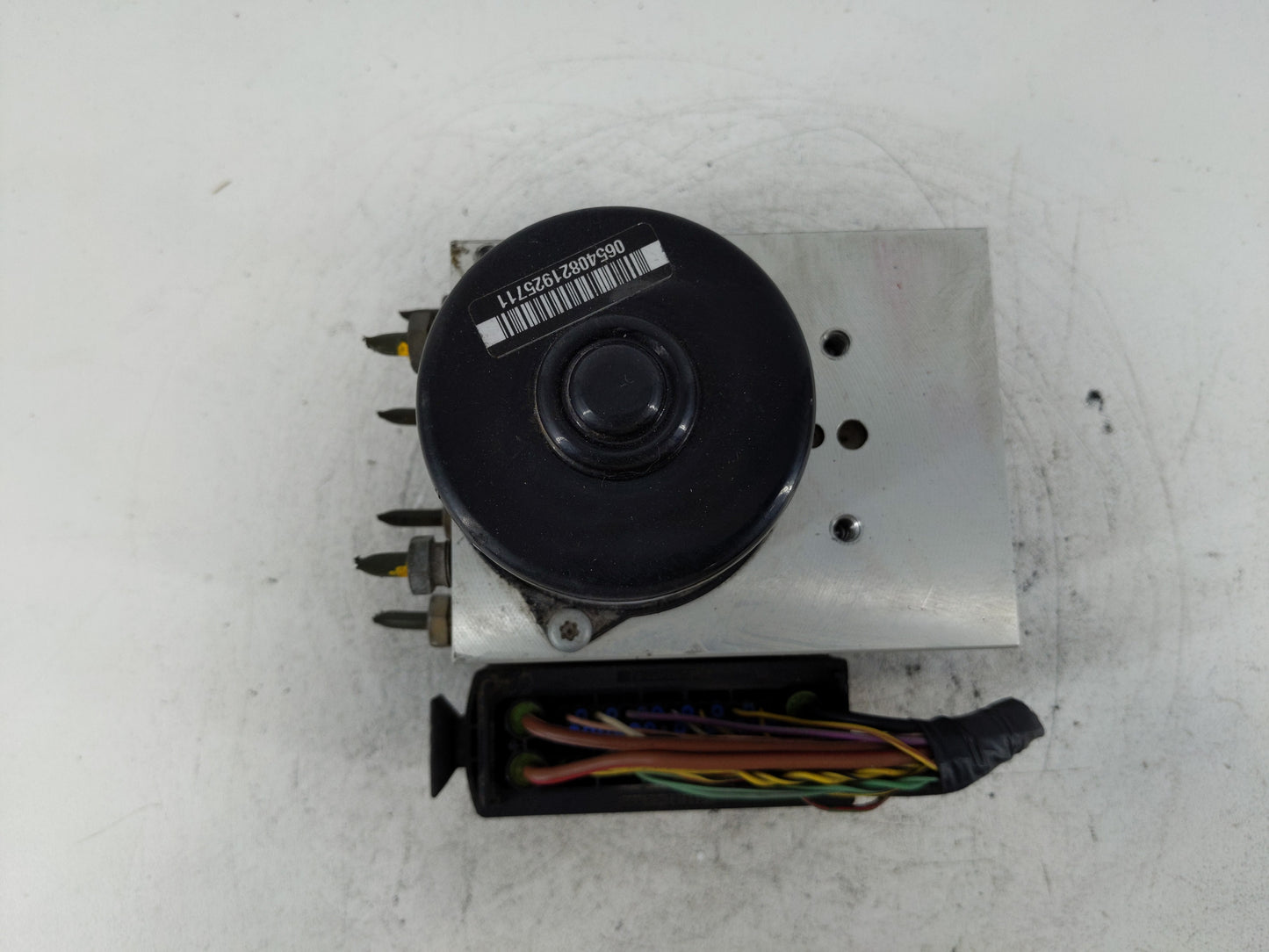 2002-2005 Land Rover Freelander ABS Pump Control Module Replacement Fits Fits 2002 2003 2004 2005 OEM Used Auto Parts - Oemu