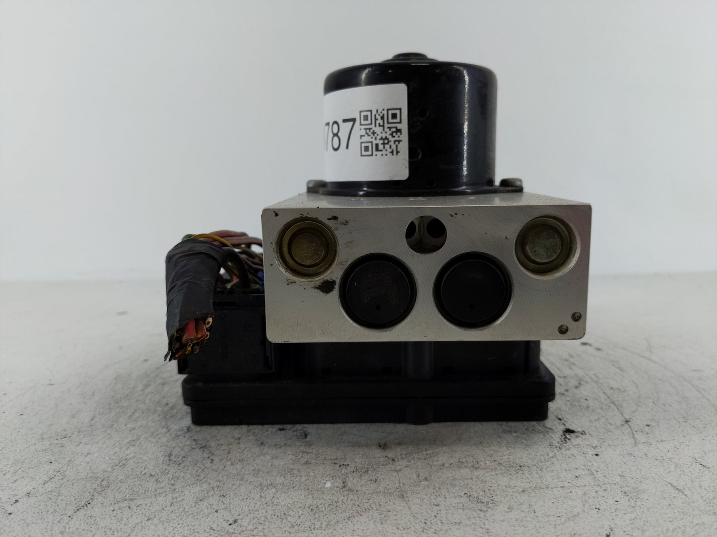 2002-2005 Land Rover Freelander ABS Pump Control Module Replacement Fits Fits 2002 2003 2004 2005 OEM Used Auto Parts - Oemu