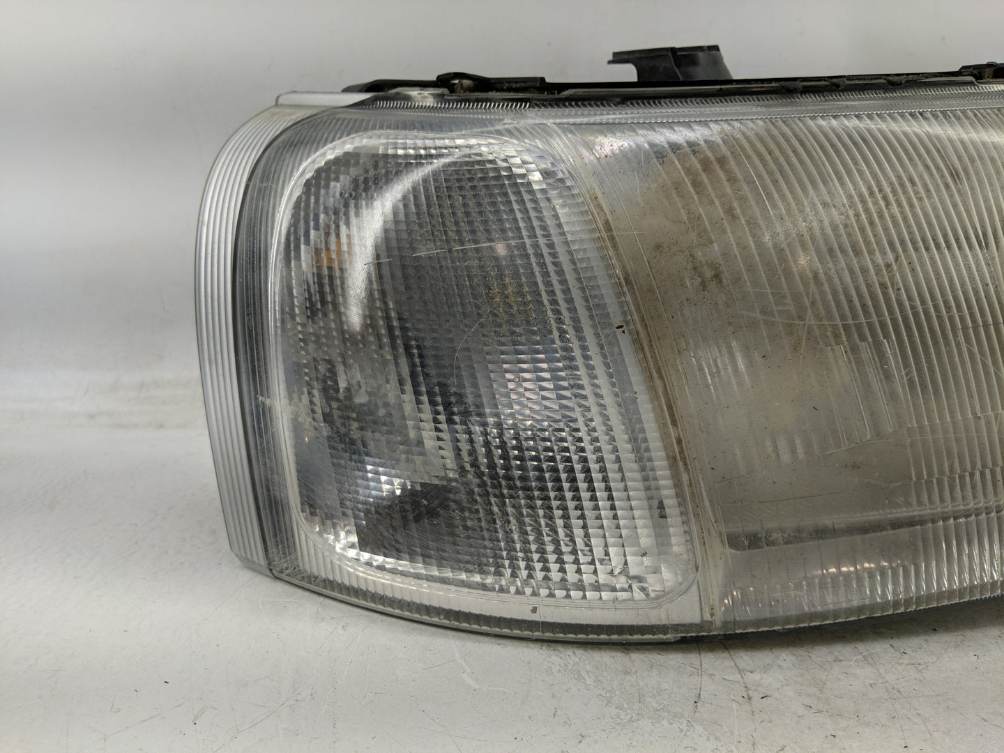 2002 Land Rover Freelander Passenger Right Oem Head Light Headlight Lamp - Oemusedautoparts1.com