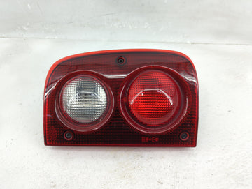 2002-2003 Land Rover Freelander Tail Light Assembly Driver Left OEM Fits Fits 2002 2003 OEM Used Auto Parts - Oemusedautopar