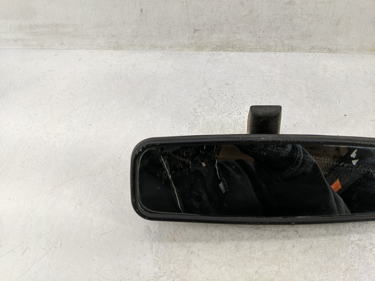 2002-2005 Land Rover Freelander Interior Rear View Mirror Replacement OEM Fits Fits 2002 2003 2004 2005 OEM Used Auto Parts 
