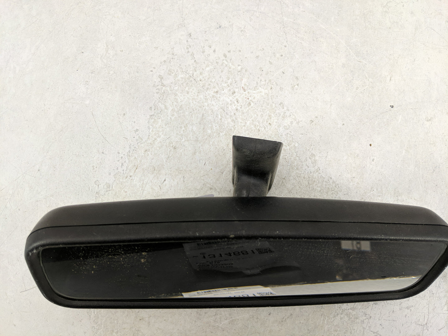 2002-2005 Land Rover Freelander Interior Rear View Mirror Replacement OEM Fits Fits 2002 2003 2004 2005 OEM Used Auto Parts 