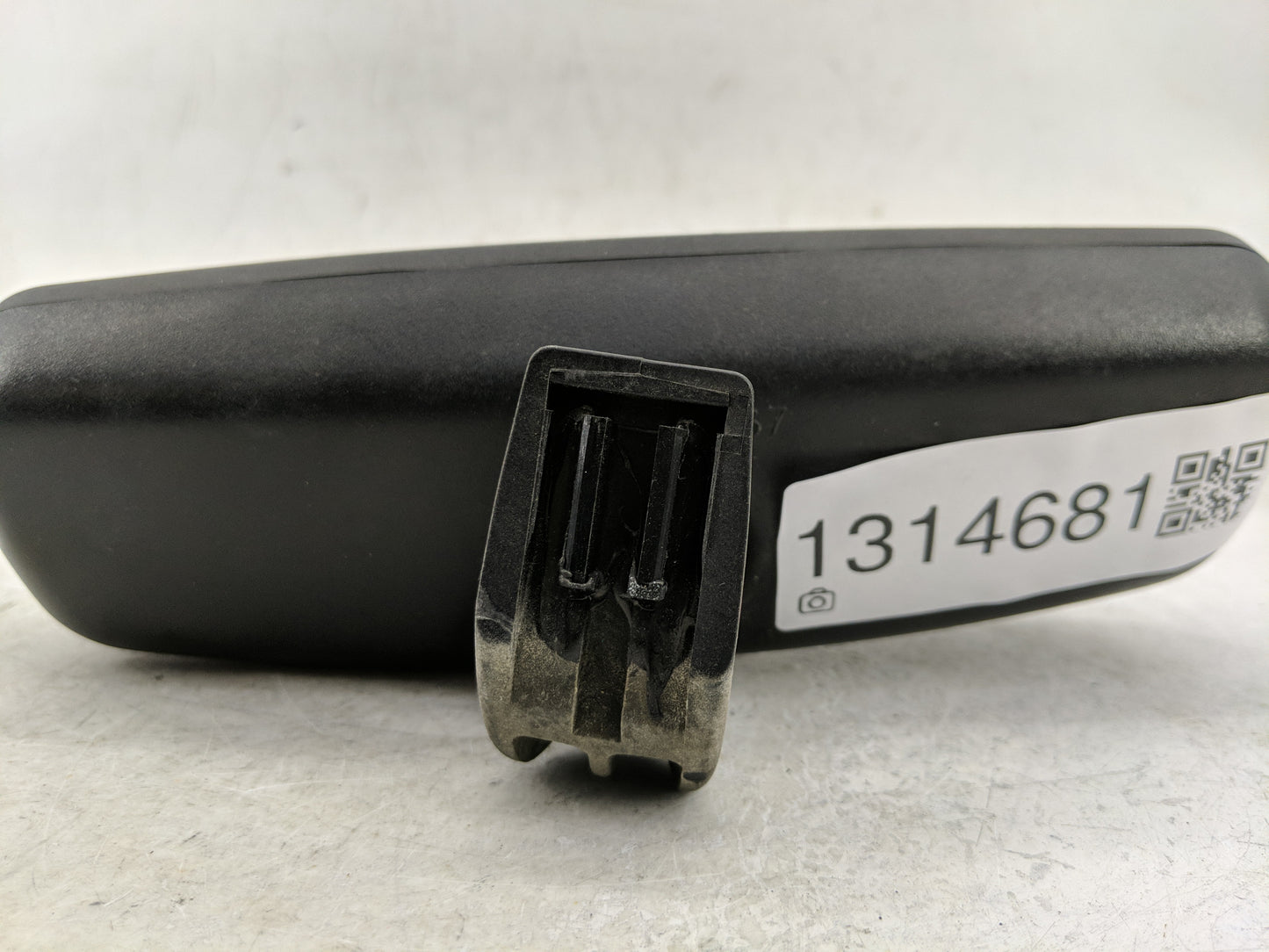 2002-2005 Land Rover Freelander Interior Rear View Mirror Replacement OEM Fits Fits 2002 2003 2004 2005 OEM Used Auto Parts 