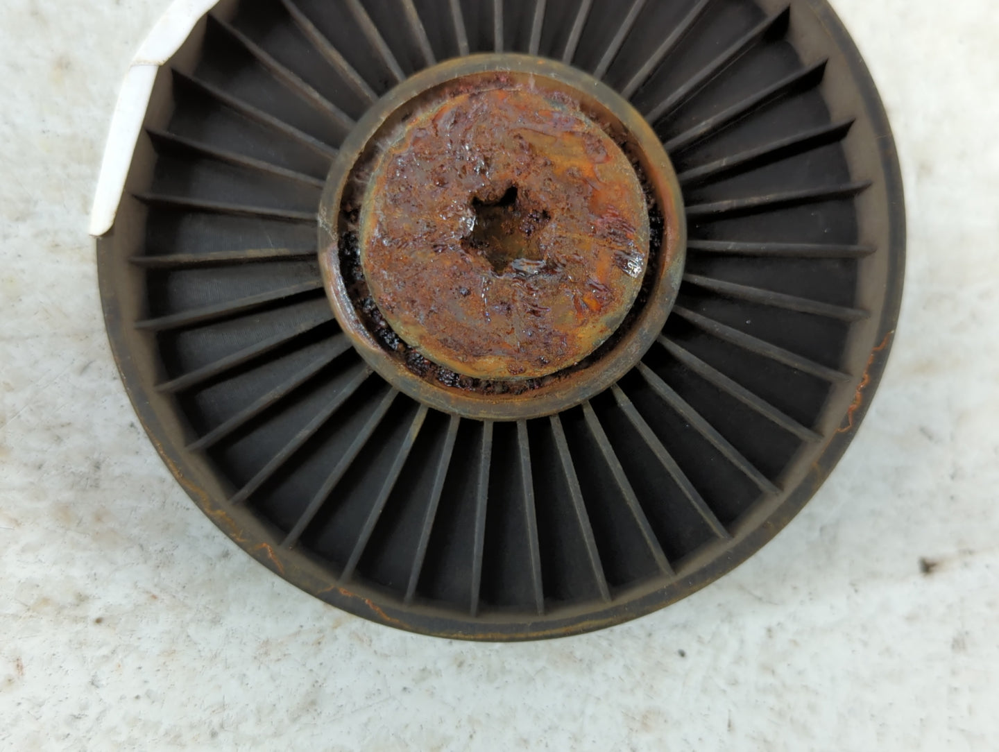 2002 Land Rover Freelander Idler Pulley - Oemusedautoparts1.com