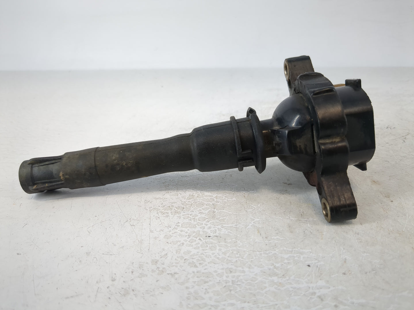 1999-2002 Land Rover Range Rover Ignition Coil Igniter Pack - Oemusedautoparts1.com