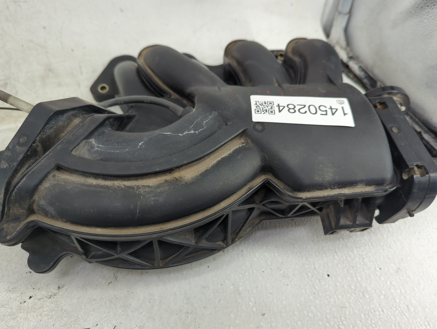 2002-2003 Lexus Es300 Air Intake Manifold P/N:17109-20100 Fits Fits 2002 2003 2004 2005 2006 OEM Used Auto Parts - Oemusedau