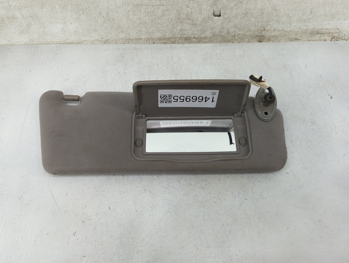2002-2003 Lexus Es300 Sun Visor Shade Replacement Passenger Right Mirror Fits Fits 2002 2003 OEM Used Auto Parts - Oemusedau